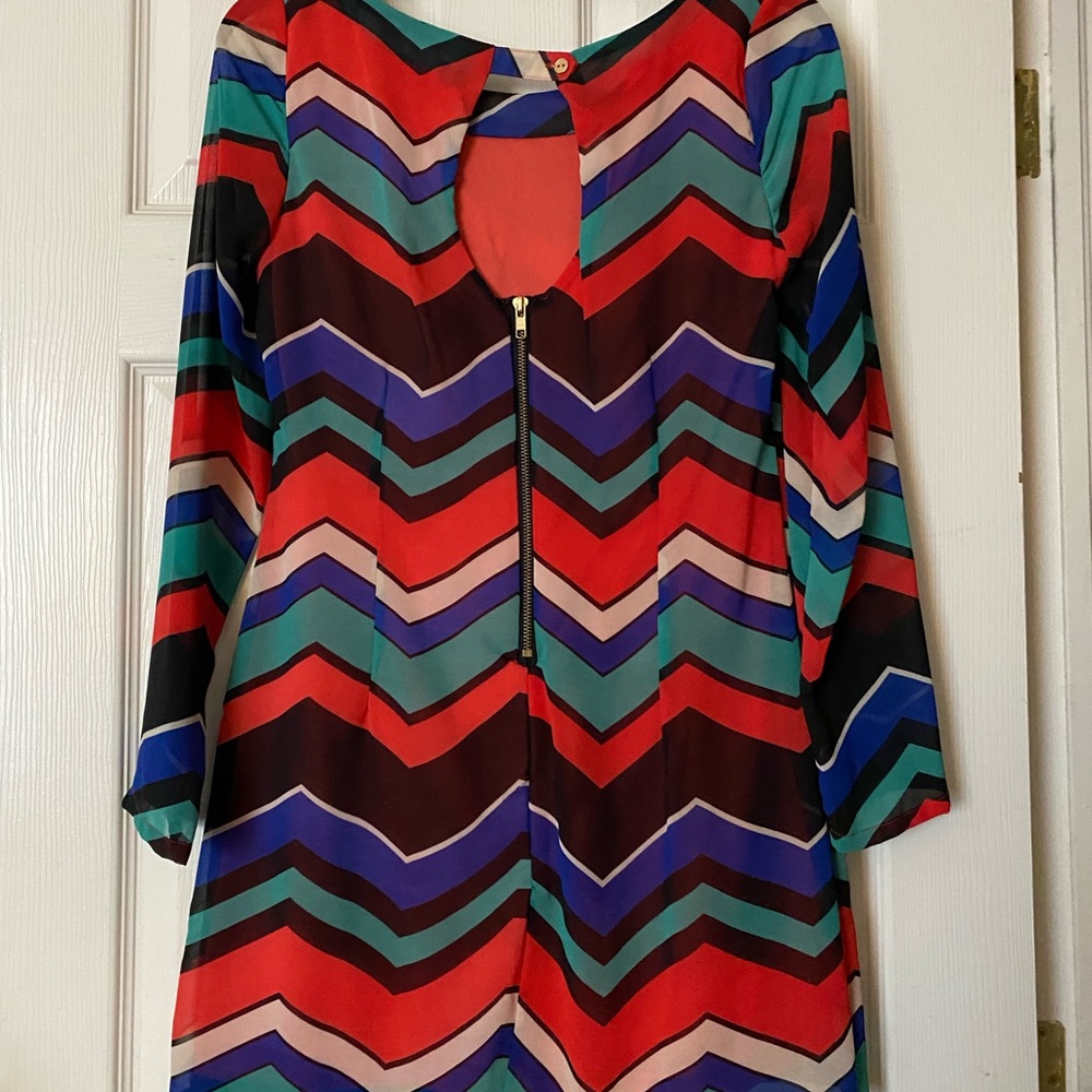 Dress - Picture 2 of 3